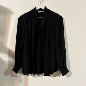 Authentic Yves Saint Laurent Beaute uniform black shirt size Small EUC